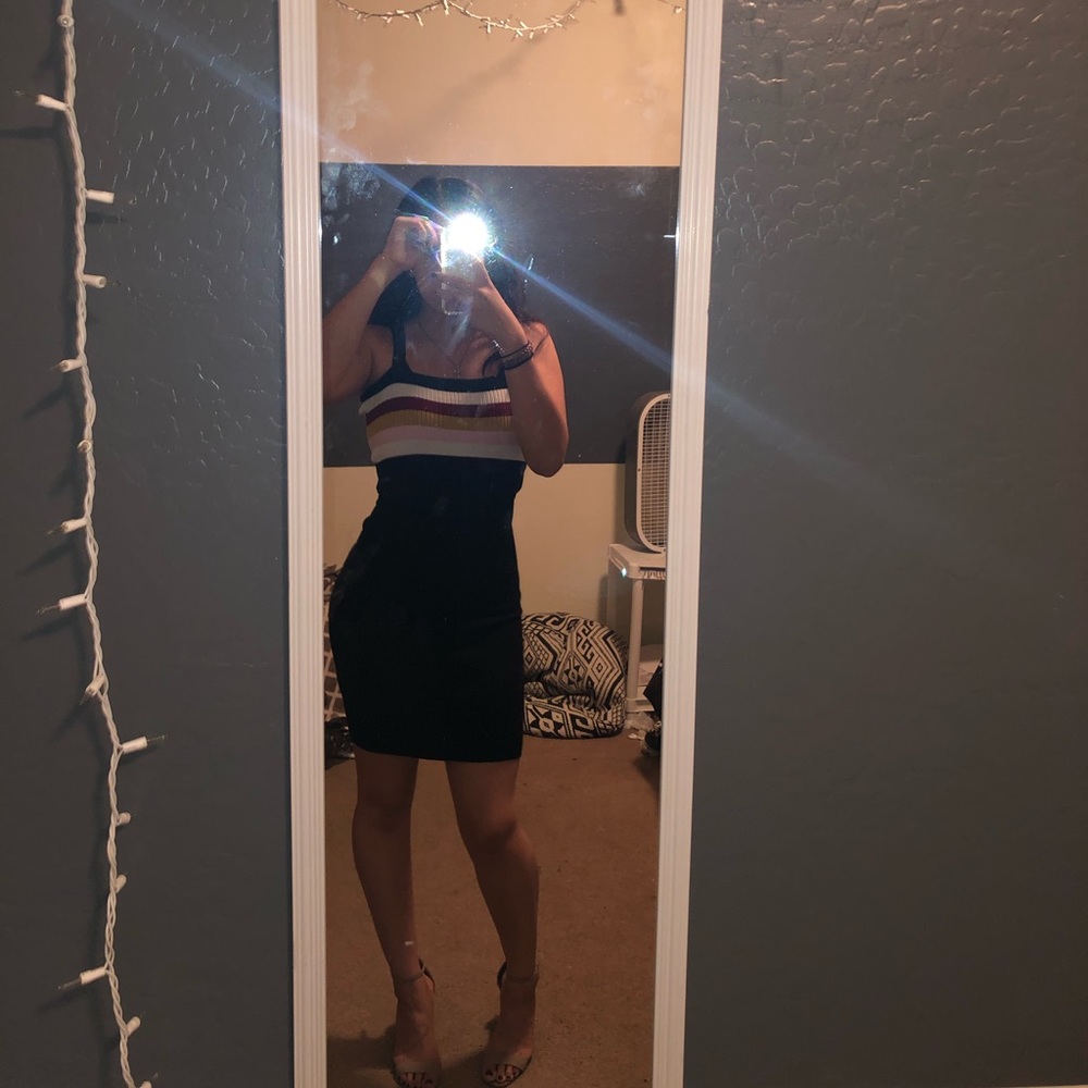 Cute and casual tight dress!